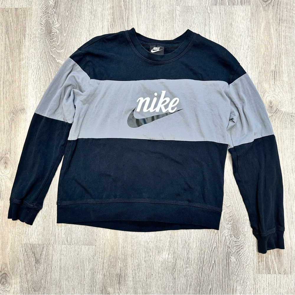 Nike Men's Black and Gray Sweater